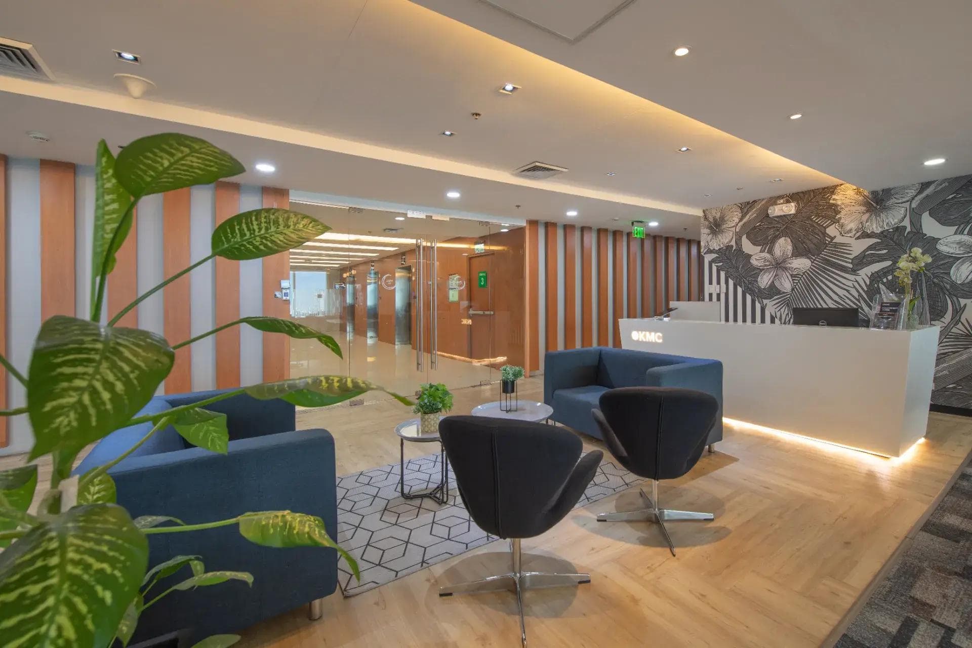 KMC SM Aura Reception Space