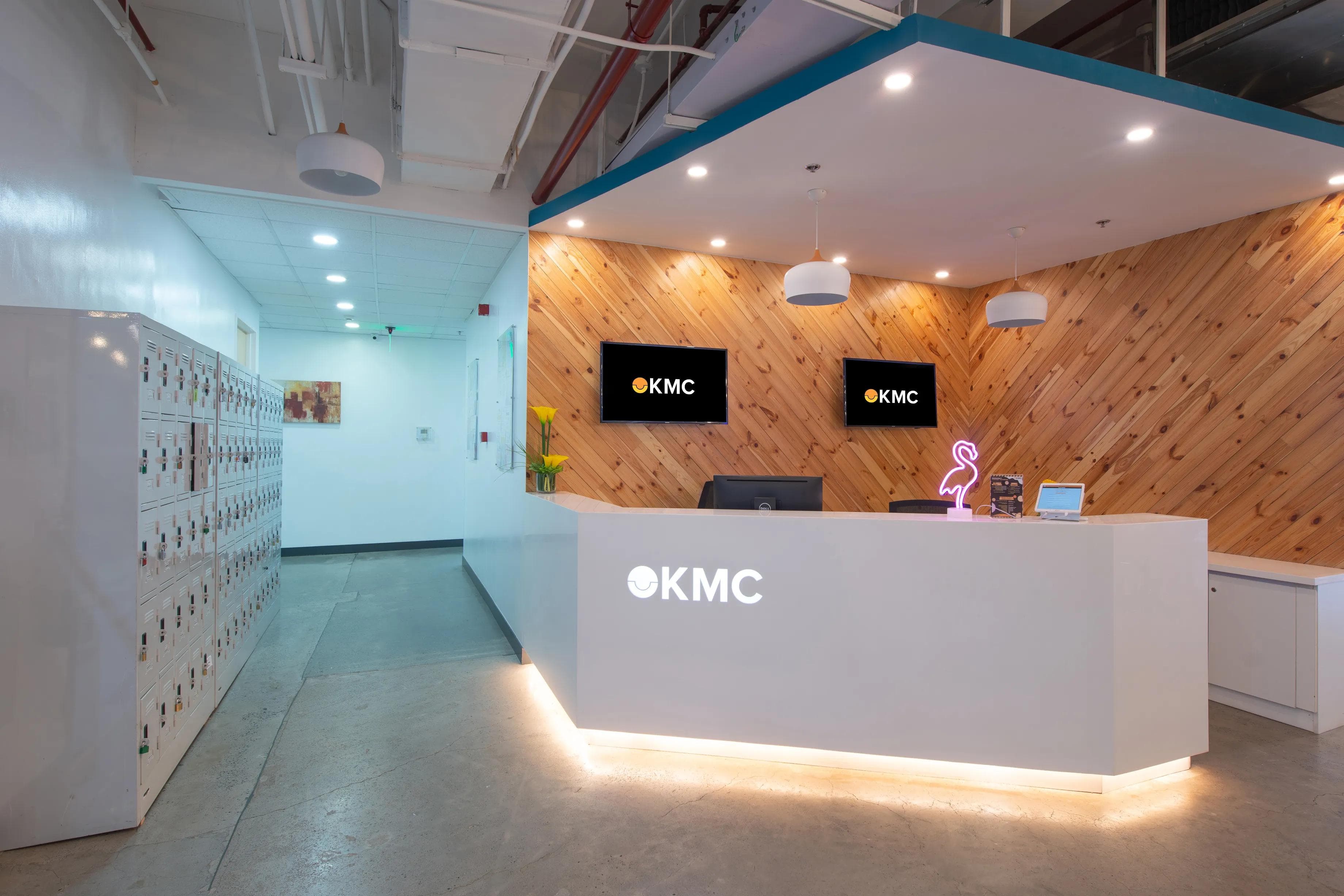 Robinsons Zeta Tower offices